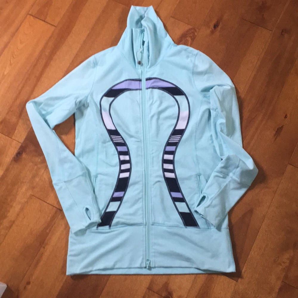 Lululemon sweatshirt